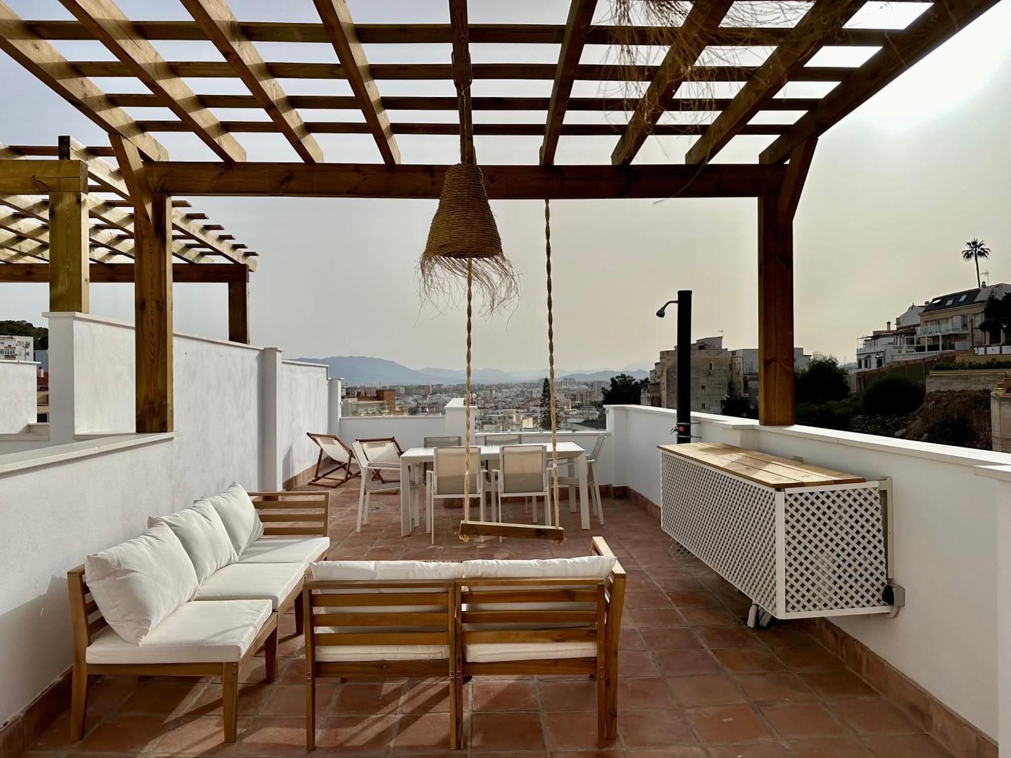 Atico Con Solarium Y Bbq Cerca Del Centro 6 Pax Apartment มาลากา ภายนอก รูปภาพ